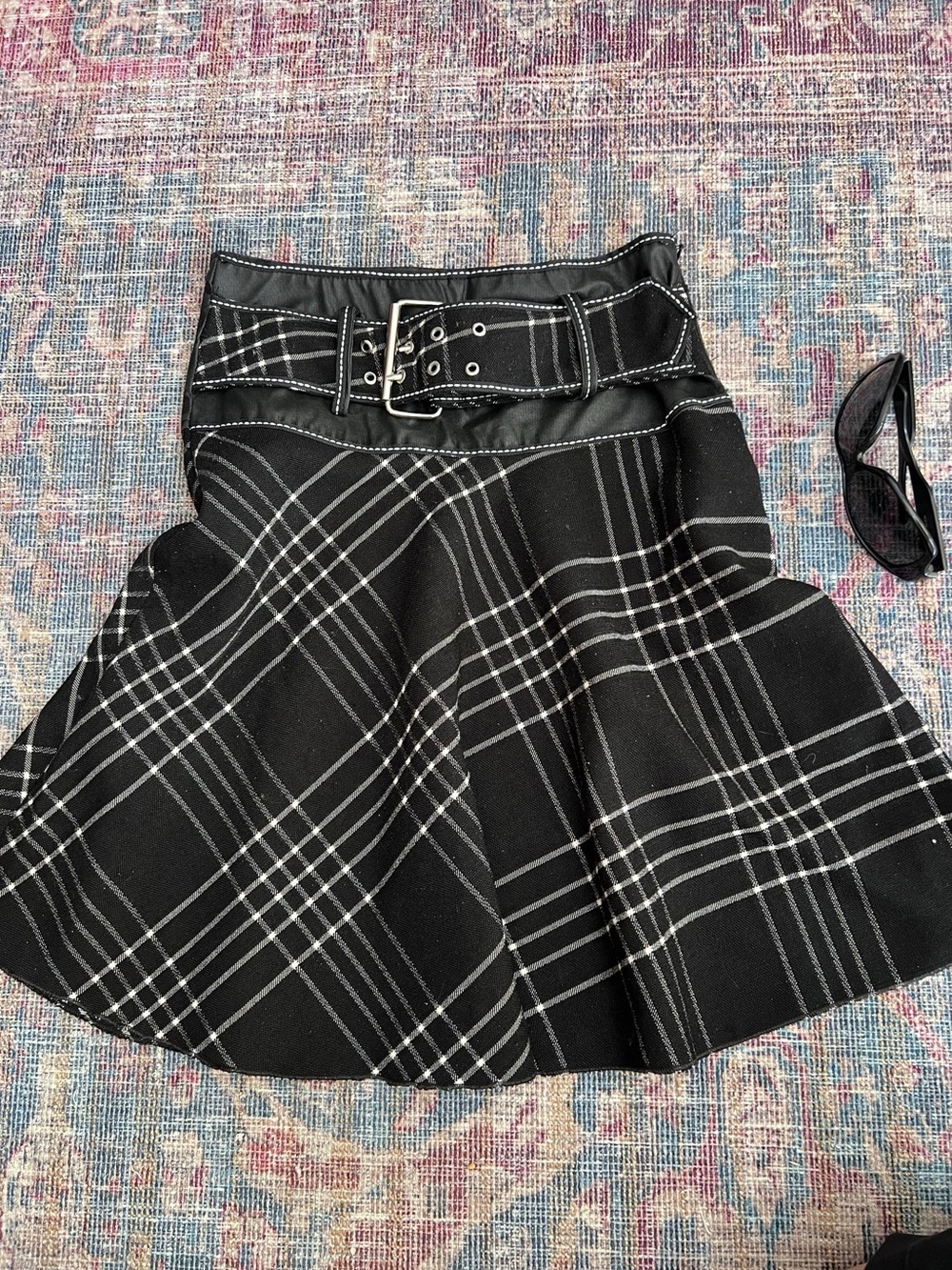Vintage Black Plaid A-Line Skirt with Belt